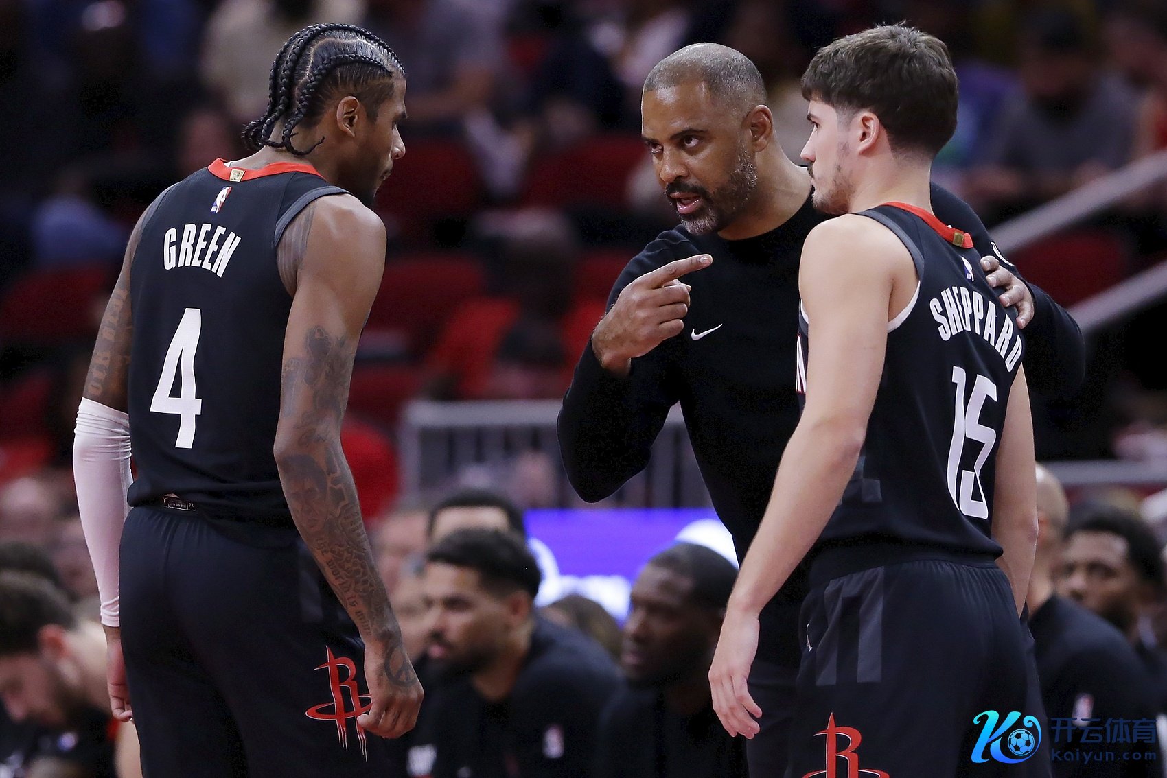 谢泼德：队友发音尘让我享受比赛 那对我意旨要紧